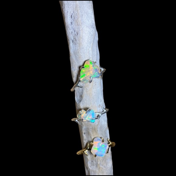 Ethiopian Opal Tree of Life Ring, Welo Opal ring - Picture 4 of 7